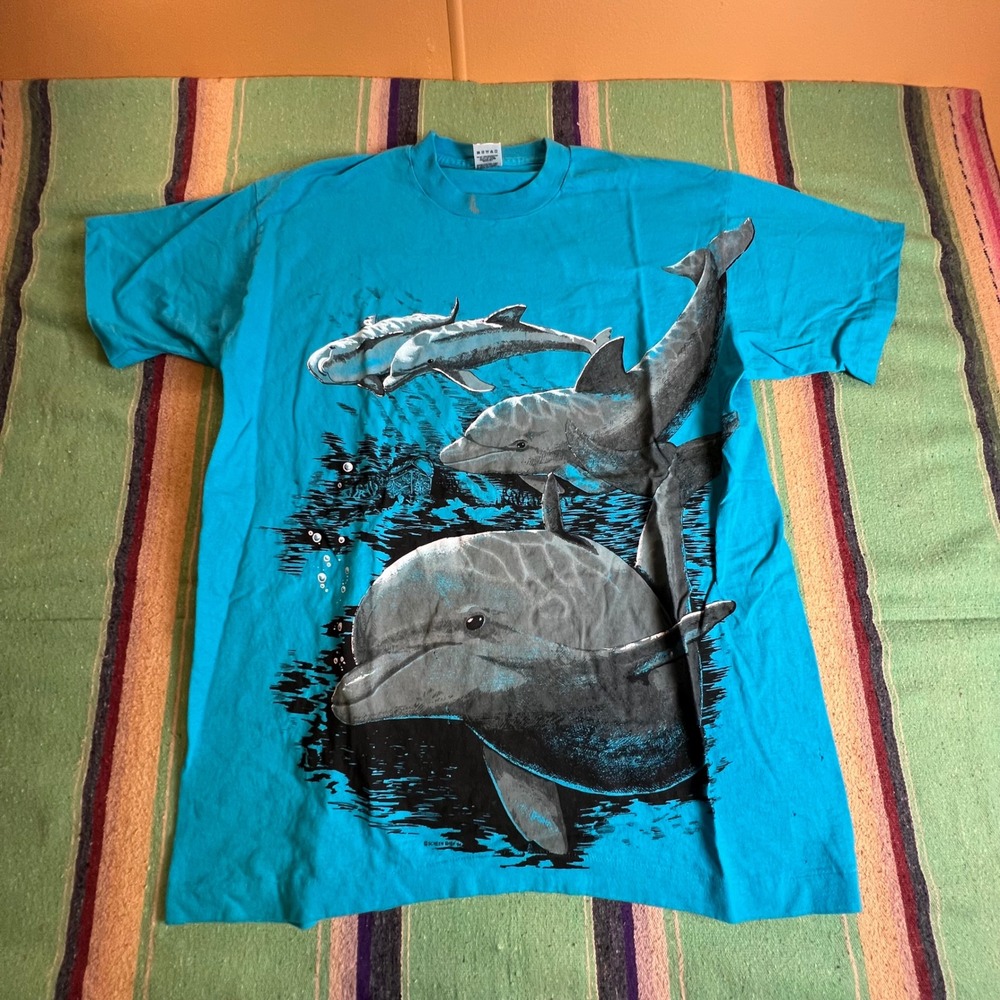 Vintage 1994 Dolphin all over print nature Fruit of the Loom Shirt blue tee